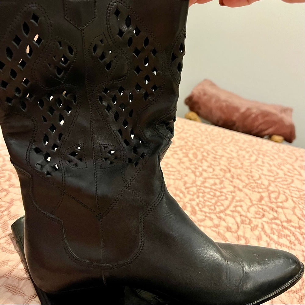 Black Leather Women’s Cowboy Boots in 8 exc Mister Shoes by Markin Footware